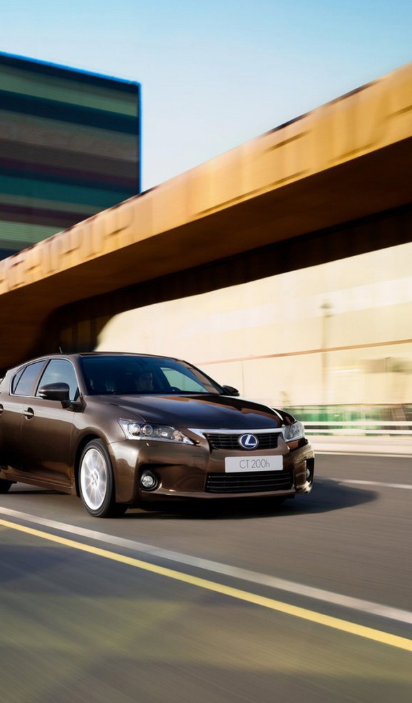 Новый Лексус СТ 200h