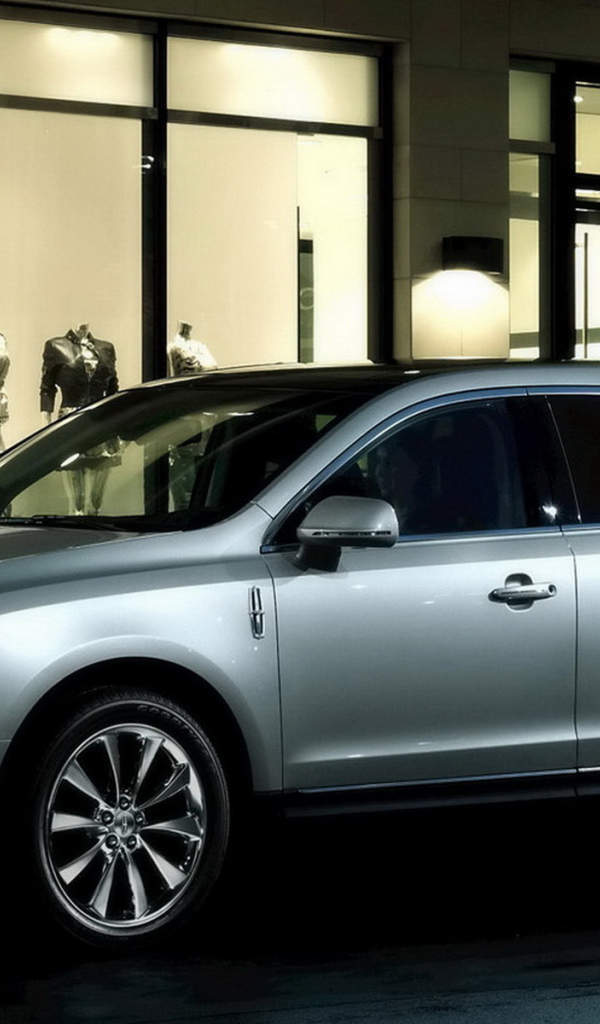 Новый Линкольн МКТ