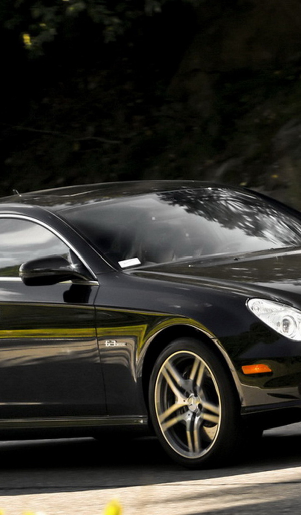 Мерседес Бенц AMG CLS63