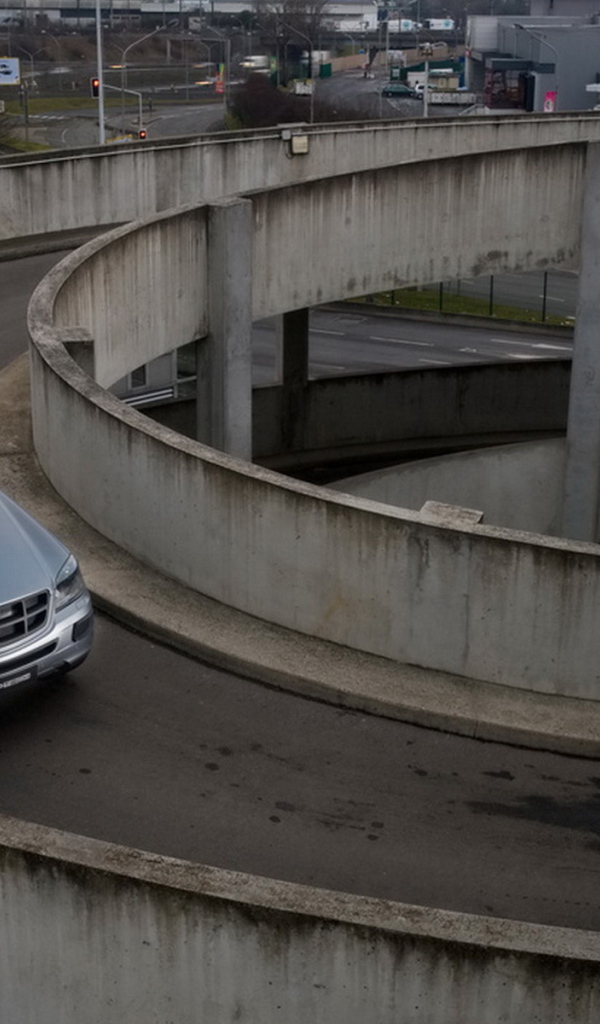 Parotech Mercedes Benz ML 500 Uranium