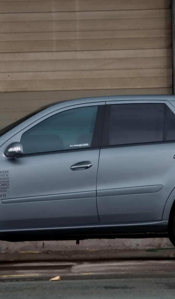 Мередес Бенц МЛ 500 Ураниум