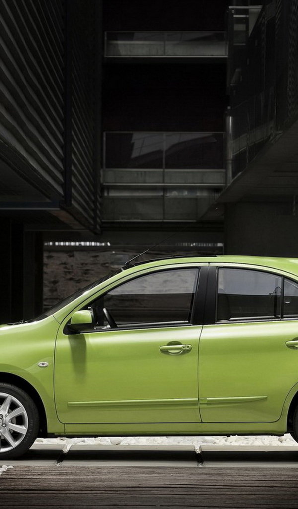 Ниссан Микра 2011