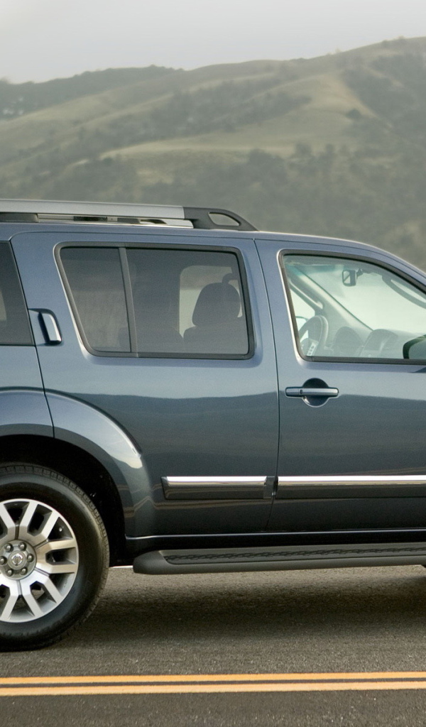 роскошный Ниссан Патфайндер