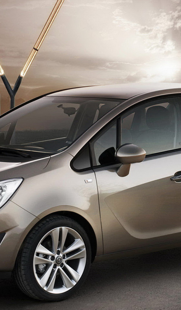 Опель Мерива на рассвете