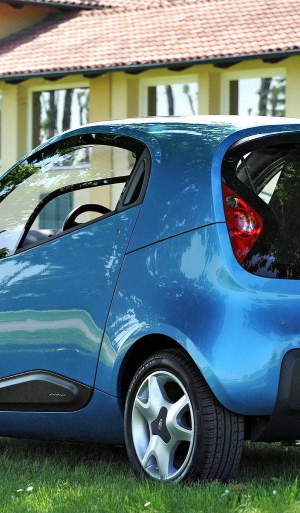 Pininfarina Nido EV вид сзади