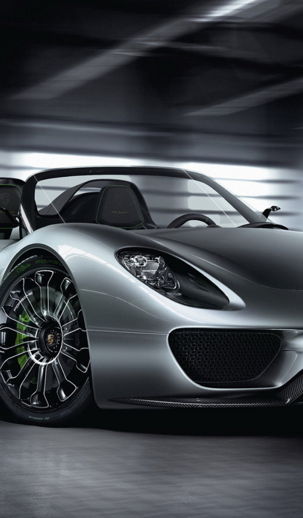 Порше 918 Спайдер Концепт в ожидании движения