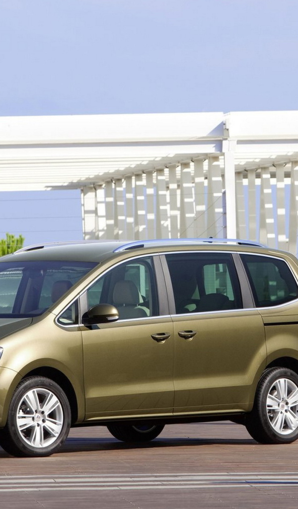 минивэн Сиат Альхамбра