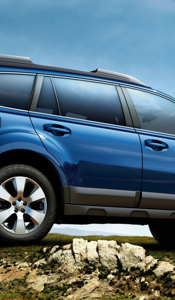 Субару Оутбек на холме