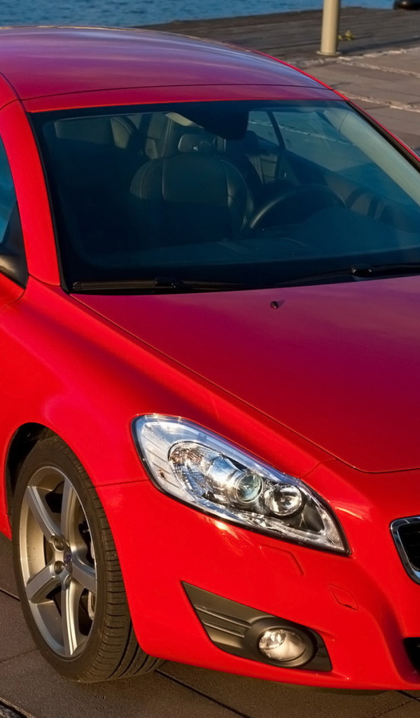 Новый Вольво С70