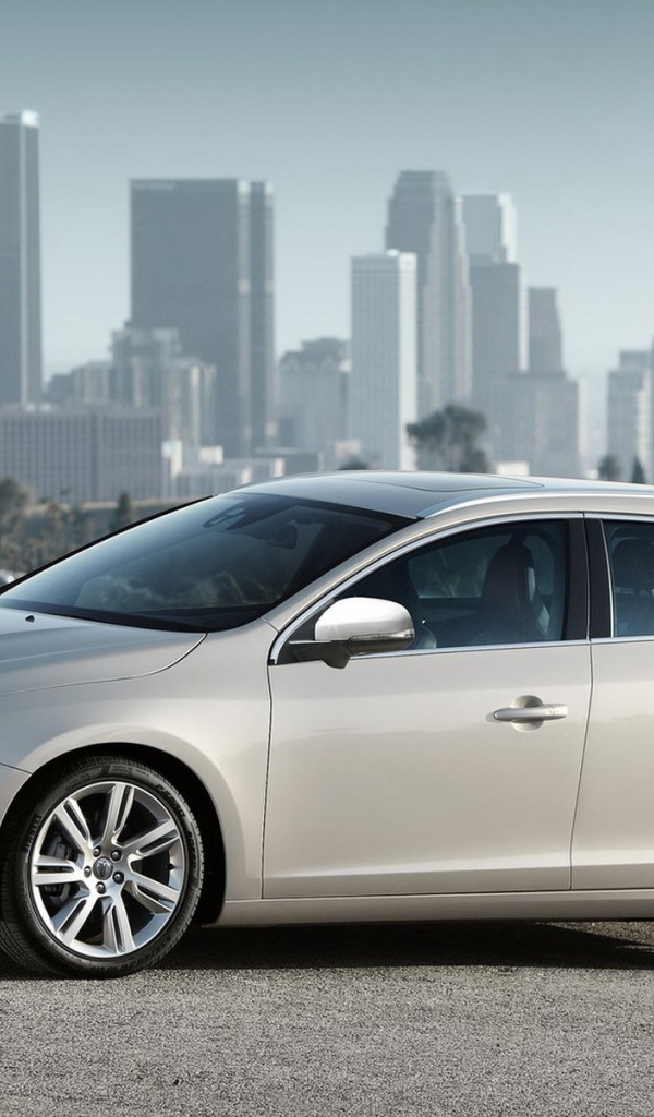 Вольво В60 - автомобиль для города