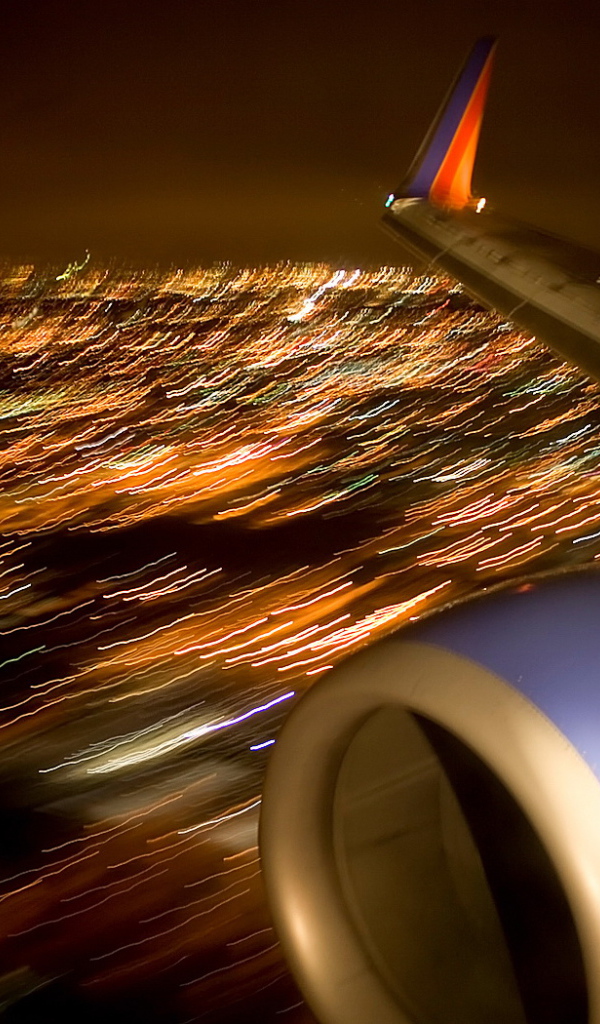 Двигатель самолета