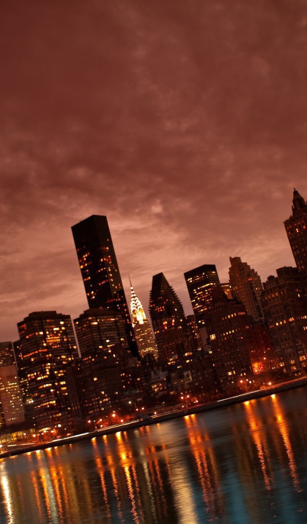 Вечерний Манхеттен