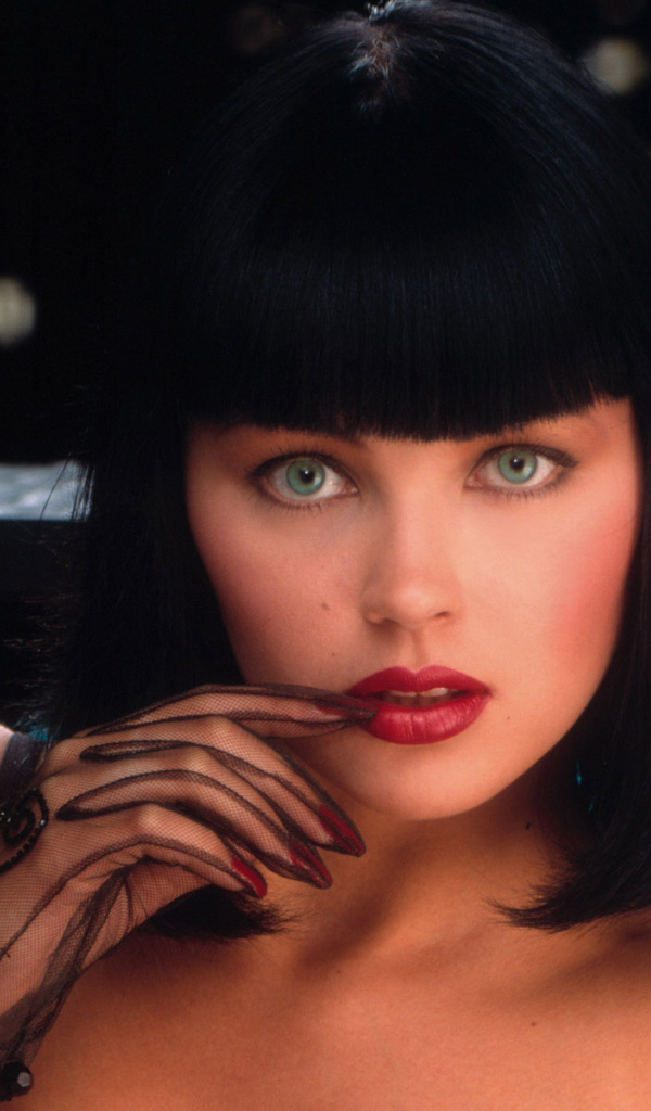 Модель PlayBoy