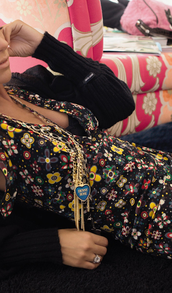 Девушка в красивом платье