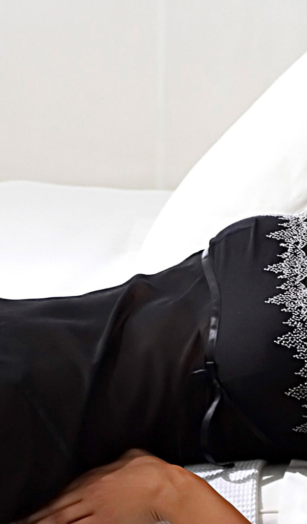 Красивая Кетринел Менгиа