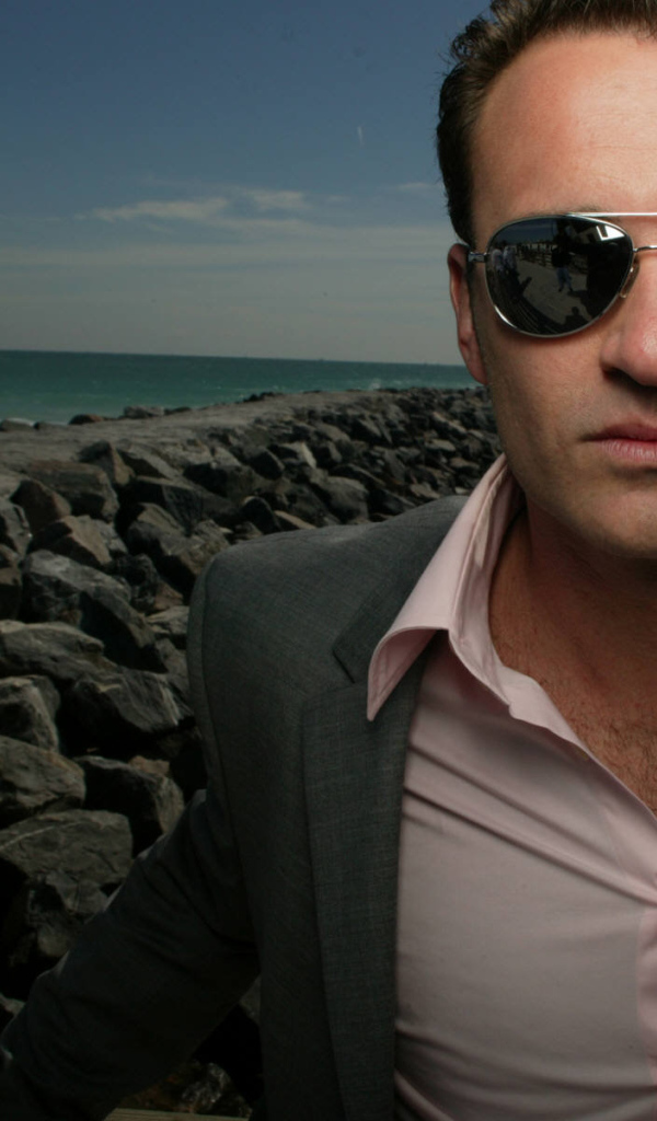 Джулиан МакМэхон