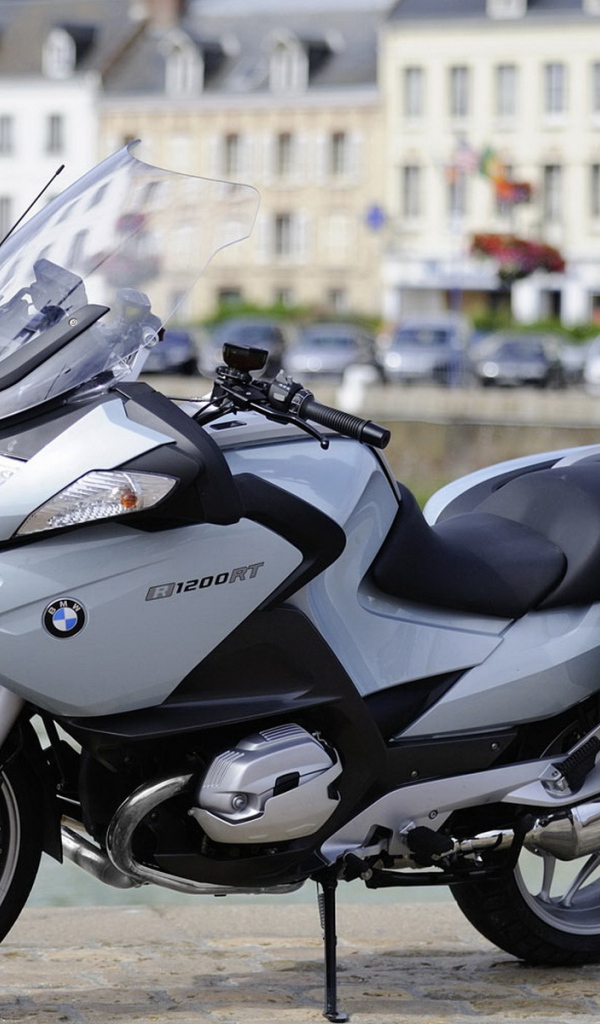 БМВ Р 1200 на пристани