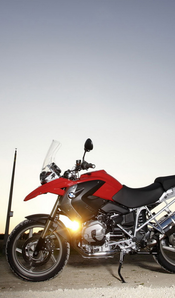 BMW R 1200 GS на возвышенности