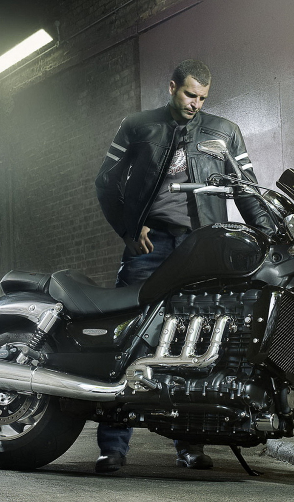 Triumph Rocket III Roadster