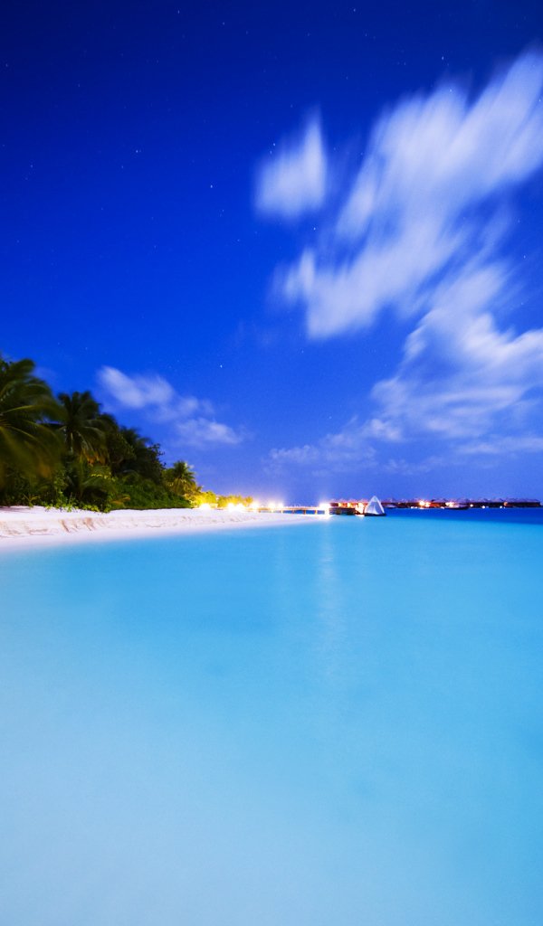 Мальдивы на закате