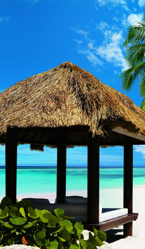 Беседка на берегу