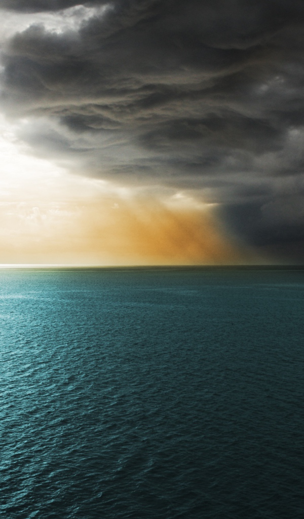 Свет Божий над морем