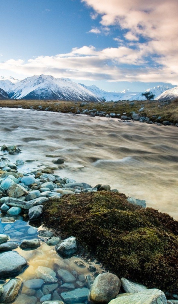 Речка высоко в горах