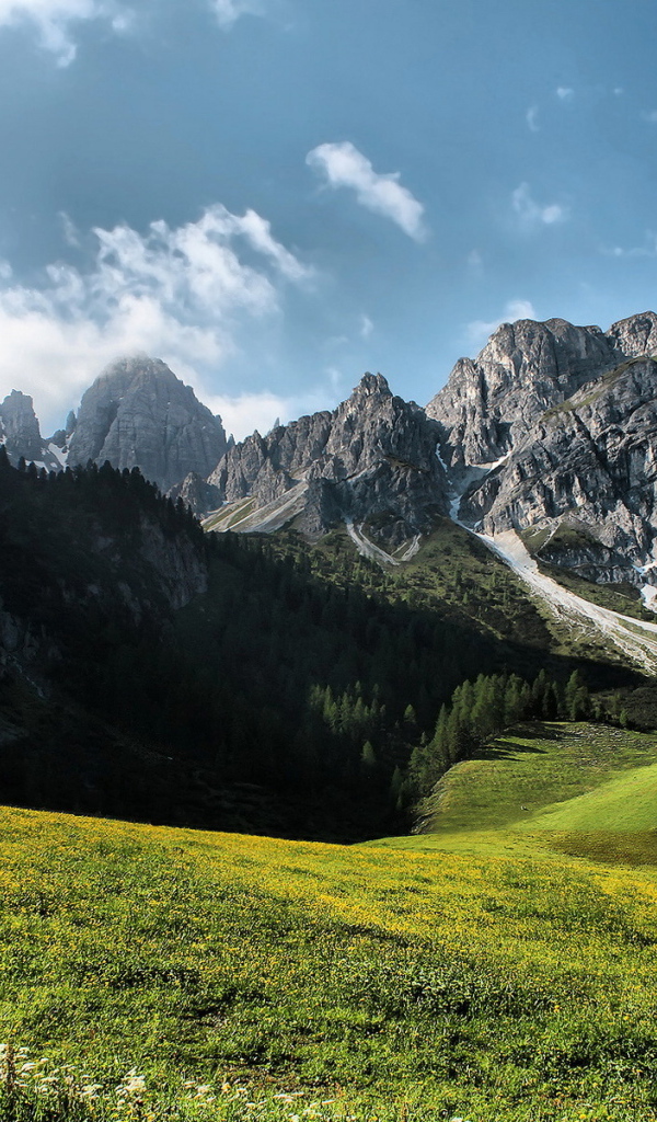 Крутые горы