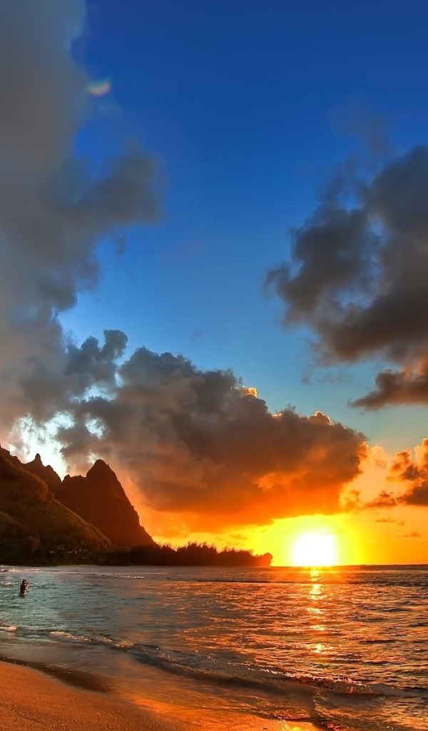 Побережье на закате