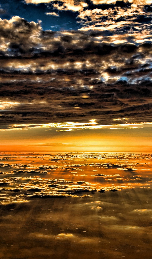 Закат среди небес