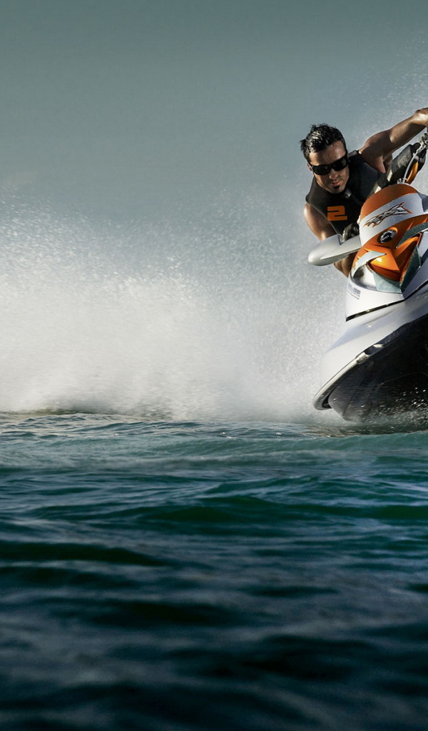 Прогулки на гидроцикле