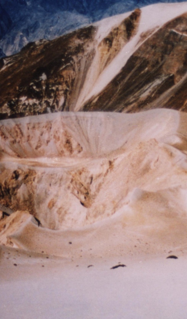 Извержения вулкана Эйяфьядлайёкюдль