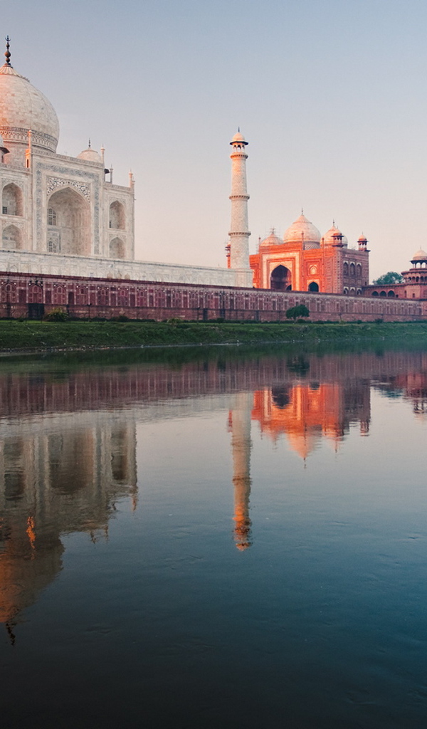 чудо света Тадж Махал