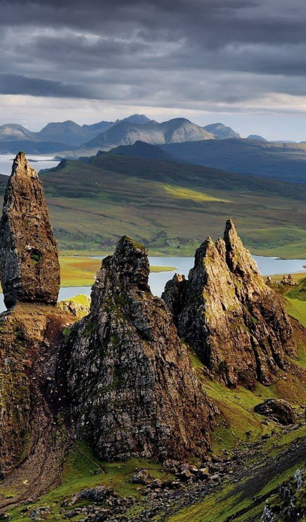 Горы на Гебридском острове