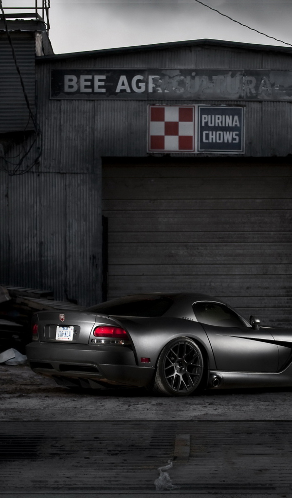 black Dodge Viper