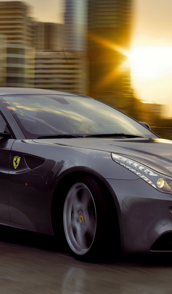 новый Ferrari-FF