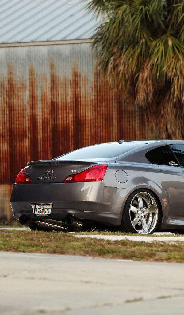 Infiniti G37