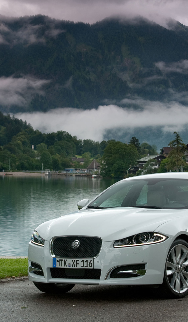 Jaguar-XF