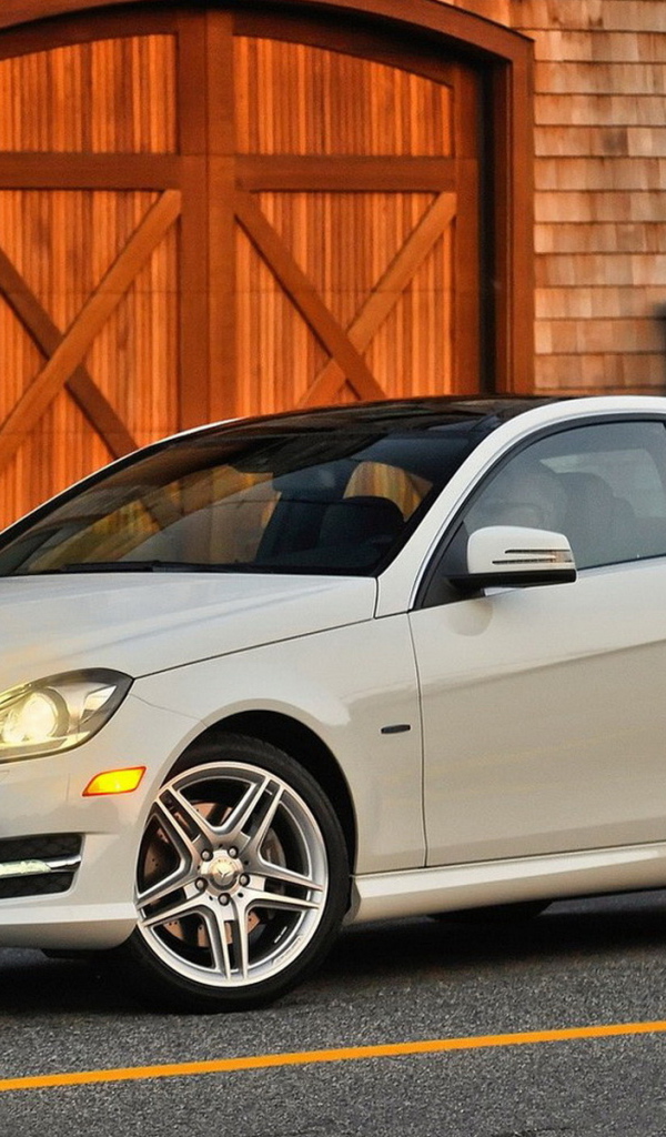Mercedes-Benz-C-Class Coupe