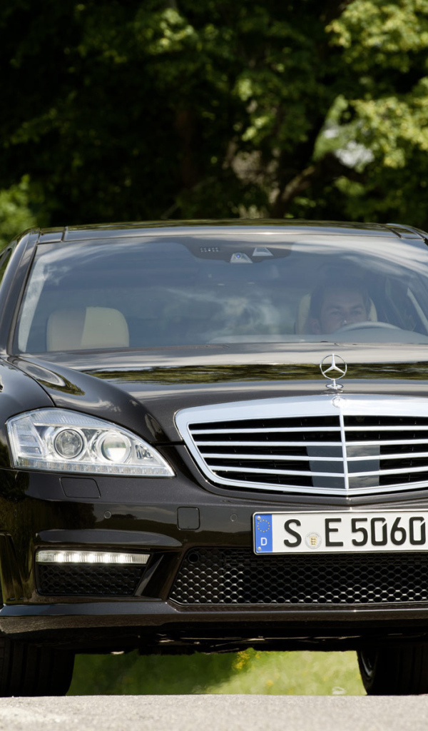 Mercedes Benz s63 amg черный