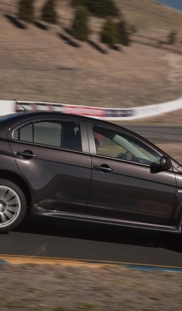 Mitsubishi-Lancer-Evolution