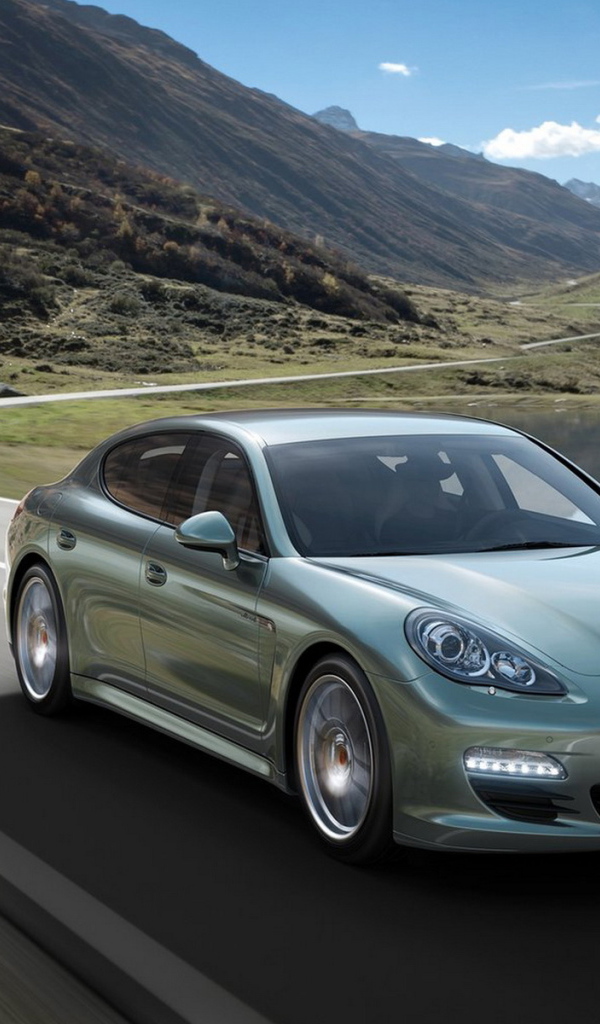 2012 Porsche-Panamera Diesel