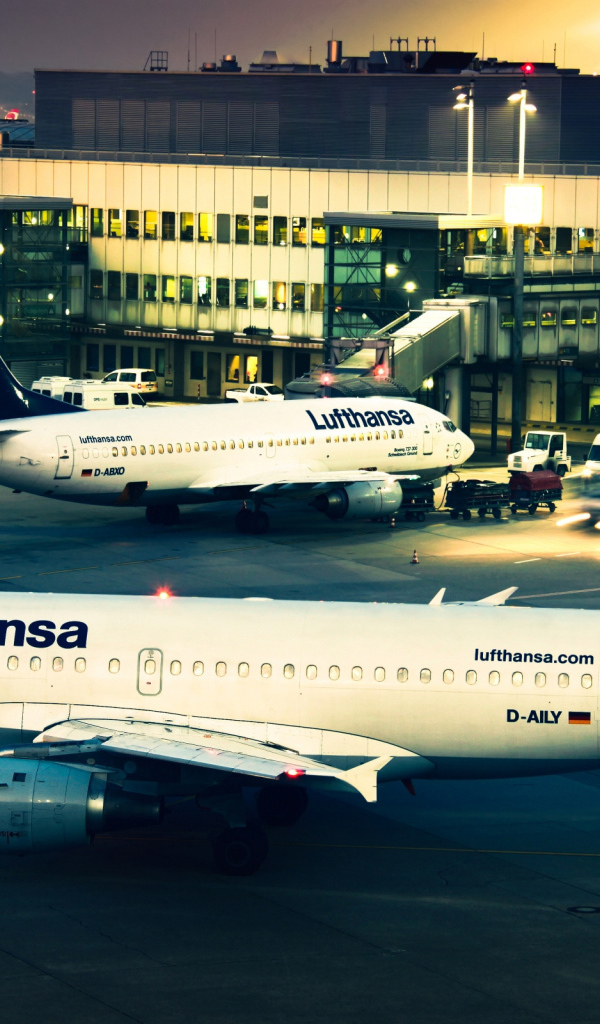 Самолеты Lufthansa