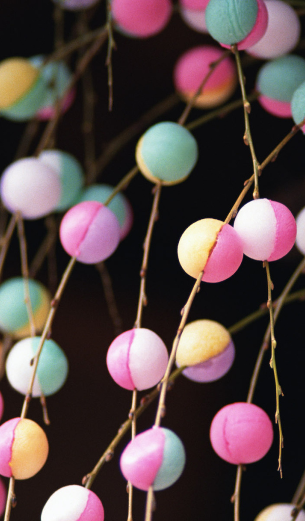 Бусинки на ветках