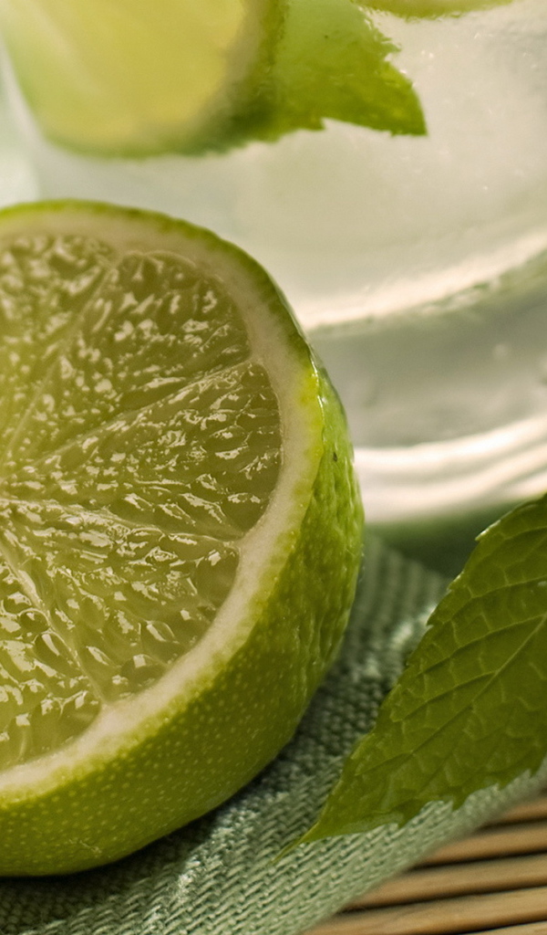 Лайм с мятой