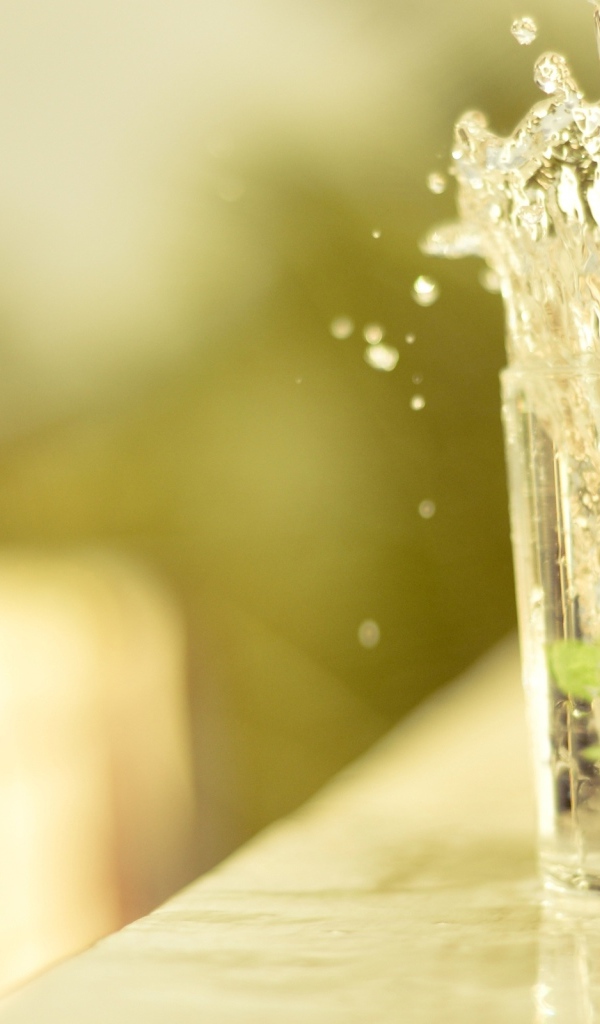 Клубника в стакане