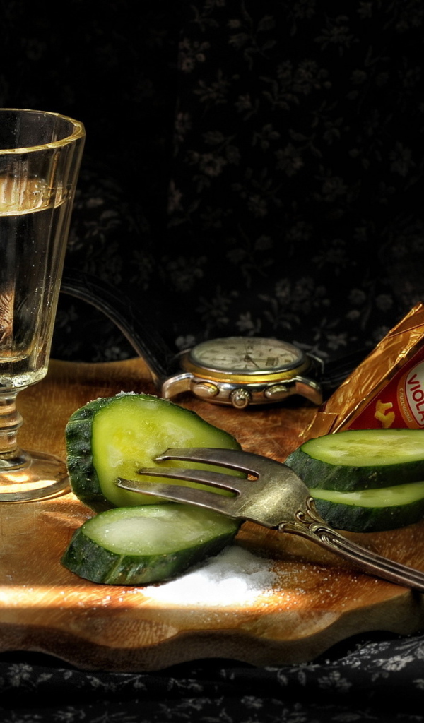 Водка и закуска