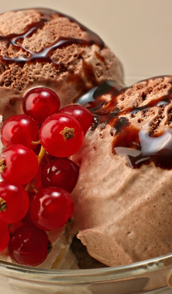 Шарики шоколадного мороженного