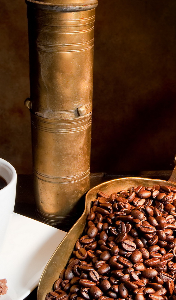 Кофейные зерна и кофе