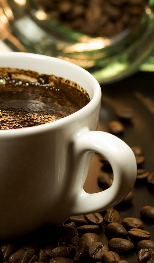 Чашка свежего кофе